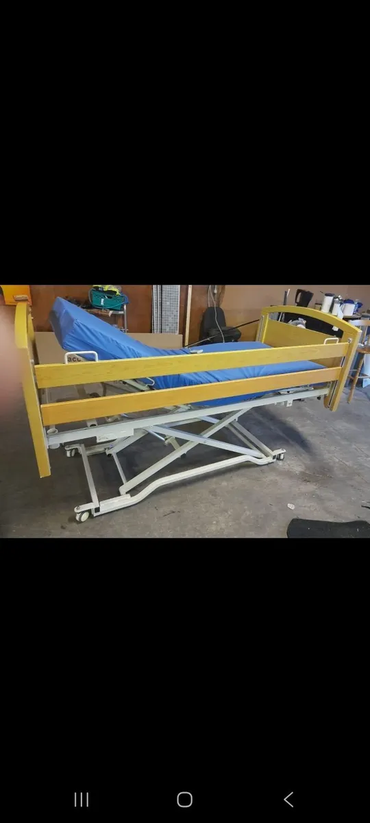 Bed - Image 2