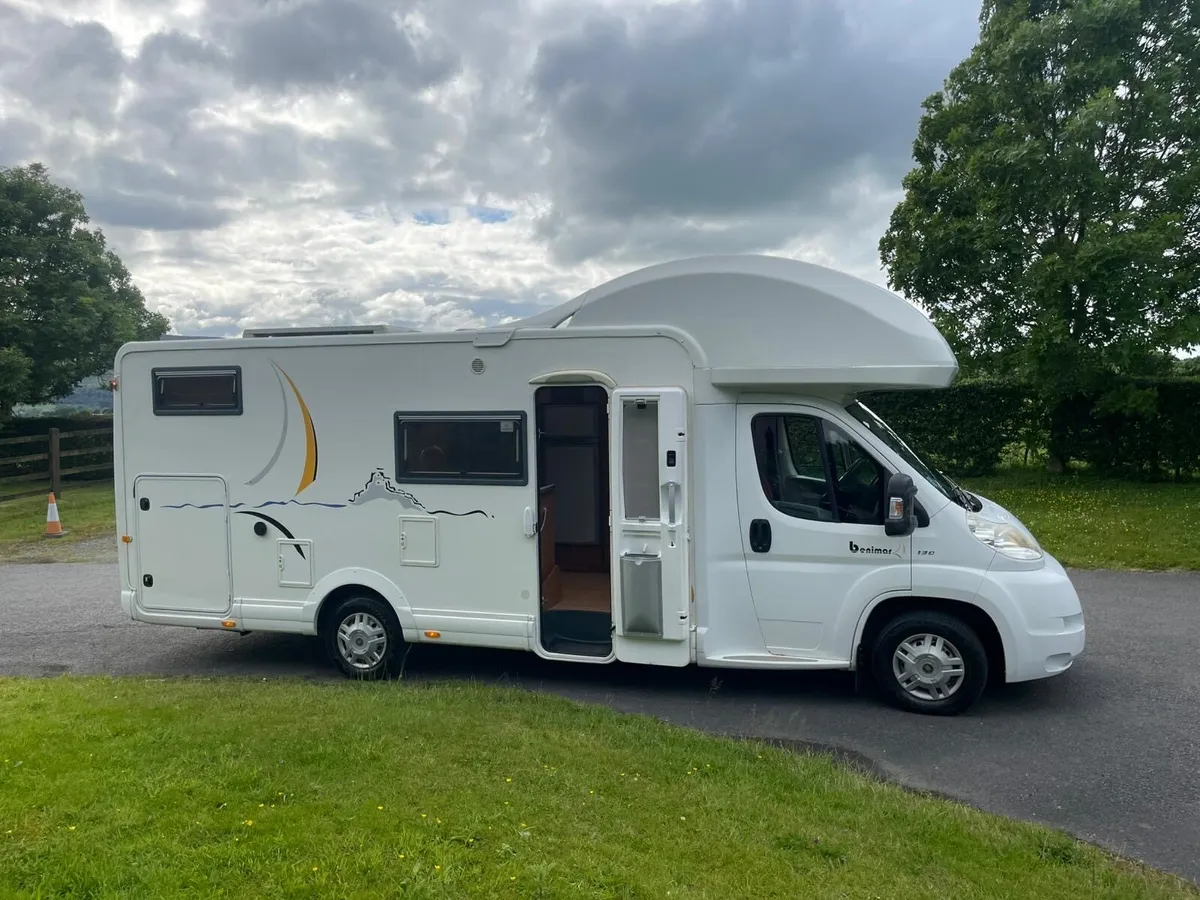 Fiat Ducato3.0 BENIMAR 6 berth fix island bed 2009 - Image 2
