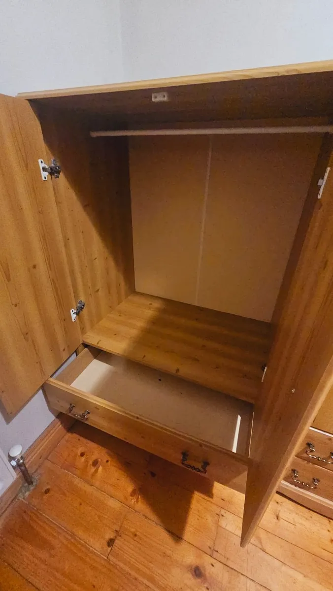 Wardrobes (Ideal for kids bedrooms) x 2 - Image 1