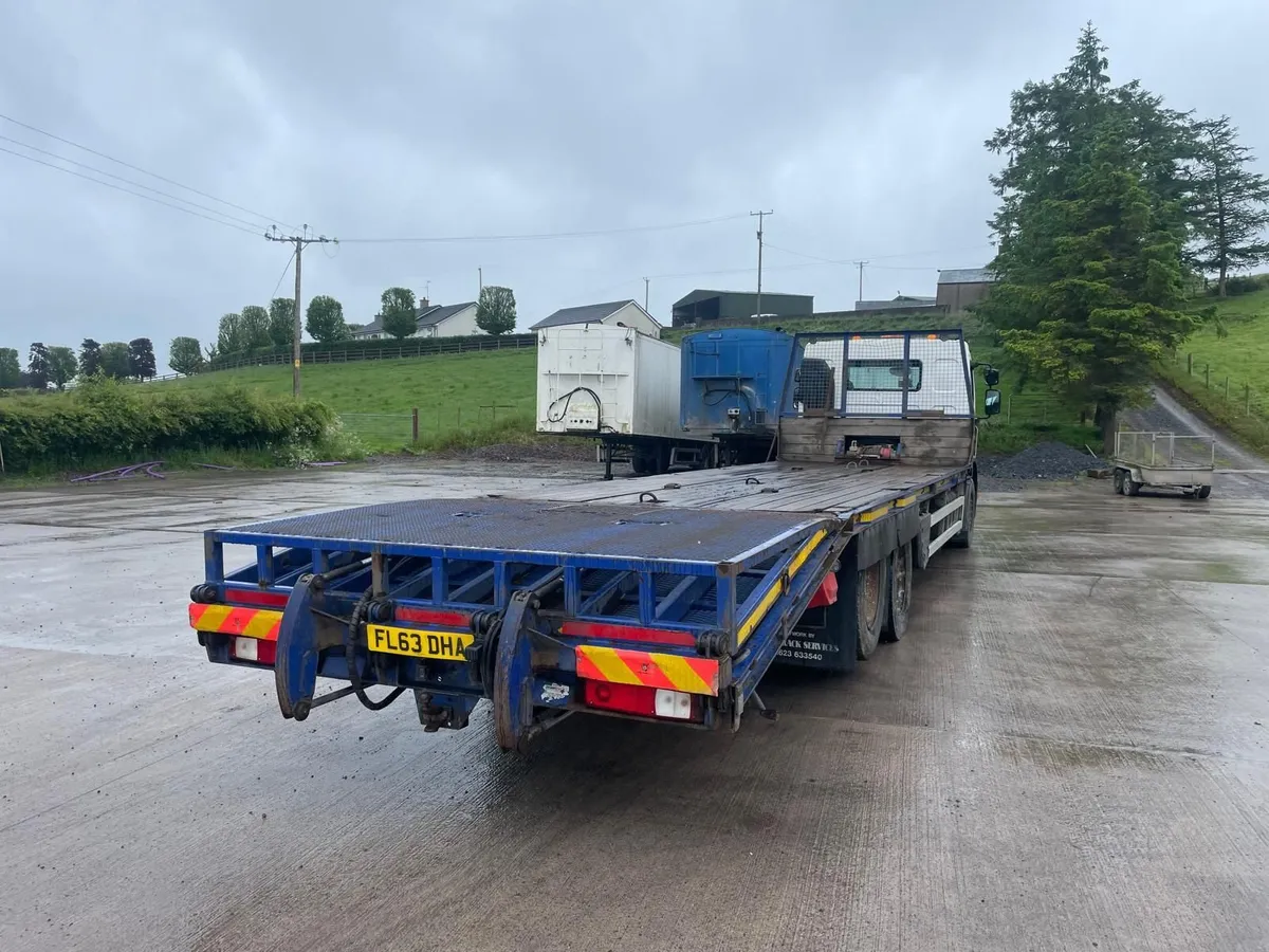 Renault rigid beavertail lorry 6x2 - Image 4