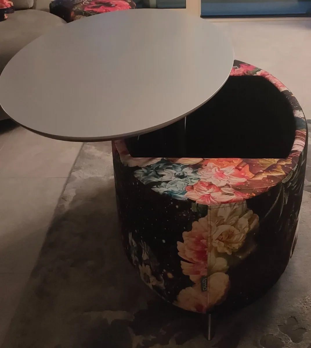 Fama Valentina Sofa, Table & Footstool - Image 2