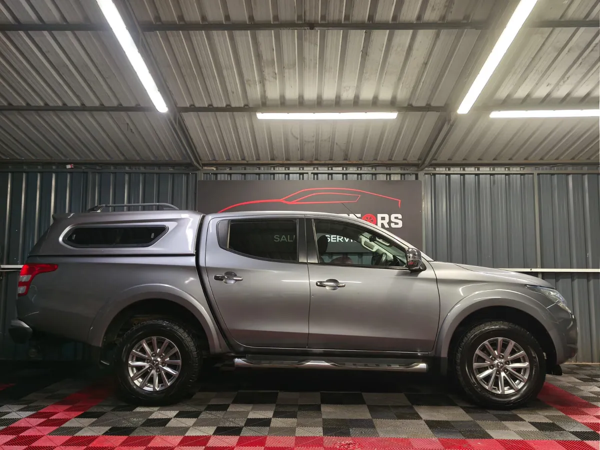 2017 Mitsubishi Outlander 5 Seat N1 Manual - Image 4