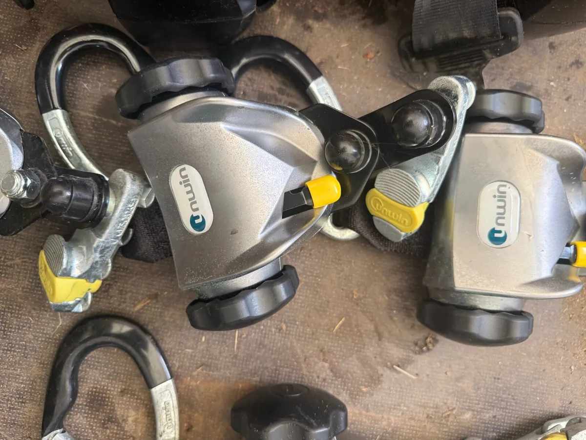 Uwin wheel chair clamps - Image 2