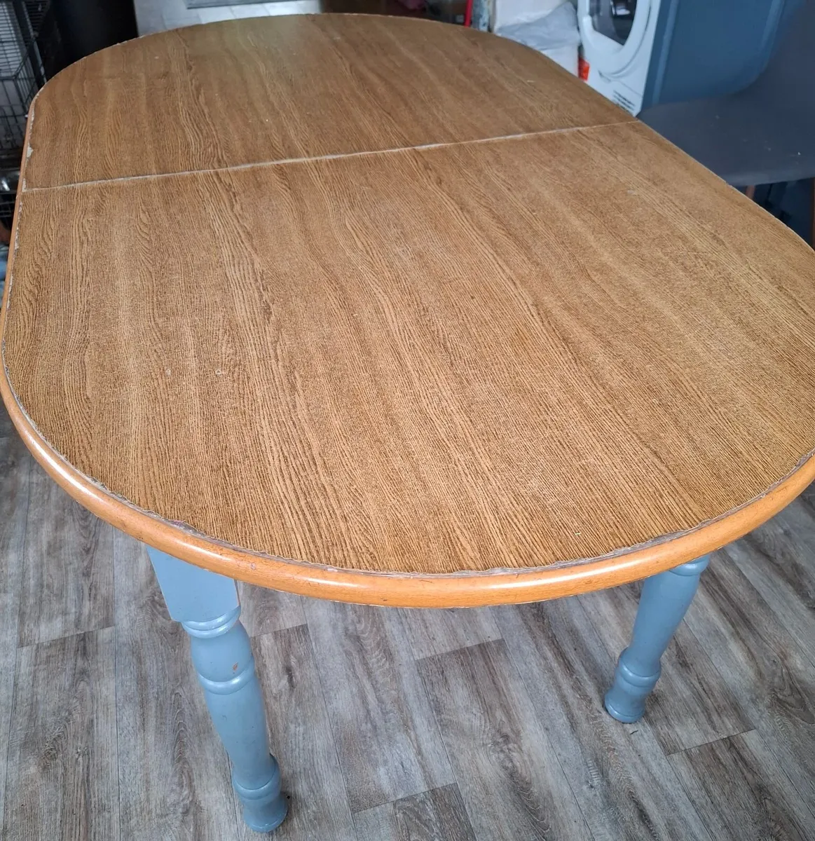 Table and chairs free - Image 3