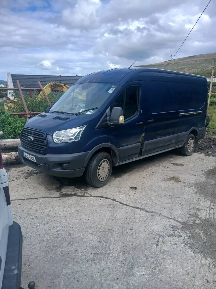 Van - Image 2