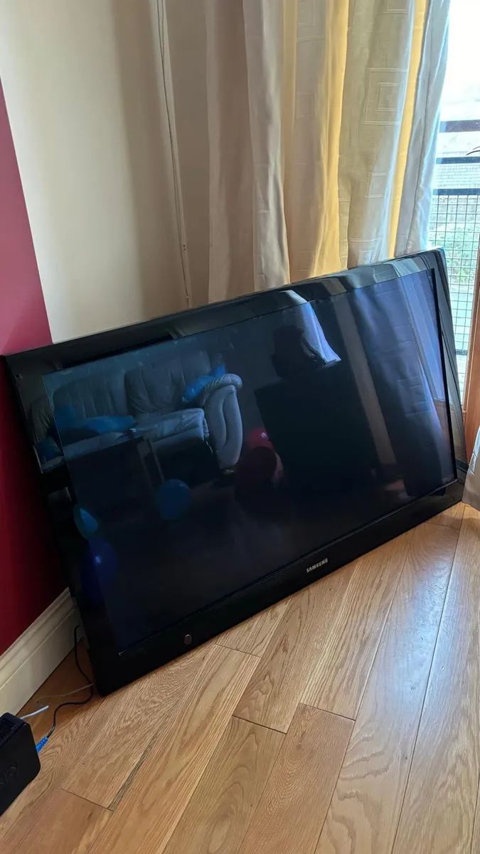 Samsung Plasma Tv (50 inch) - Image 1