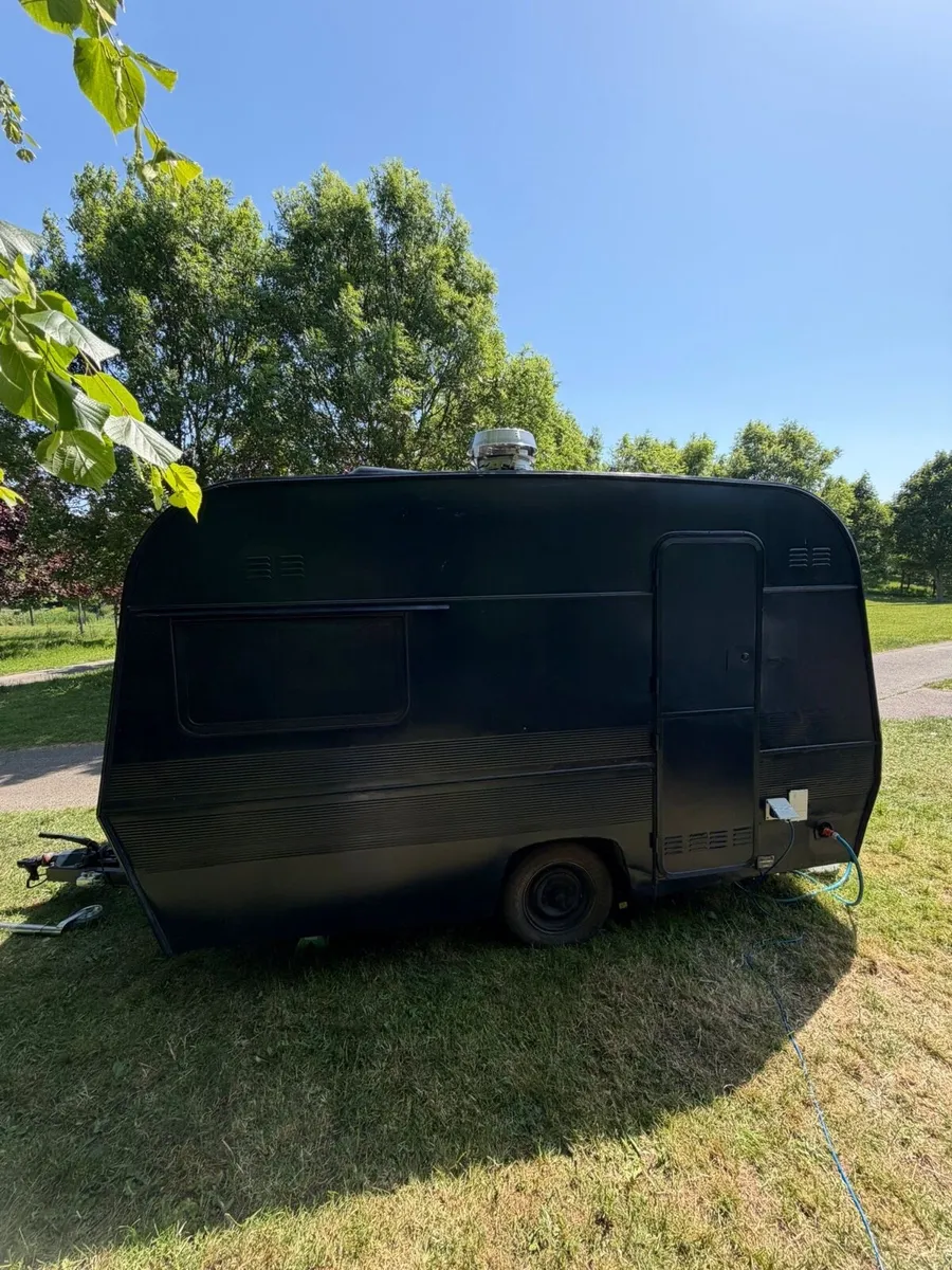 Thomson T-line Vintage Food Truck/Coffee Trailer - Image 2