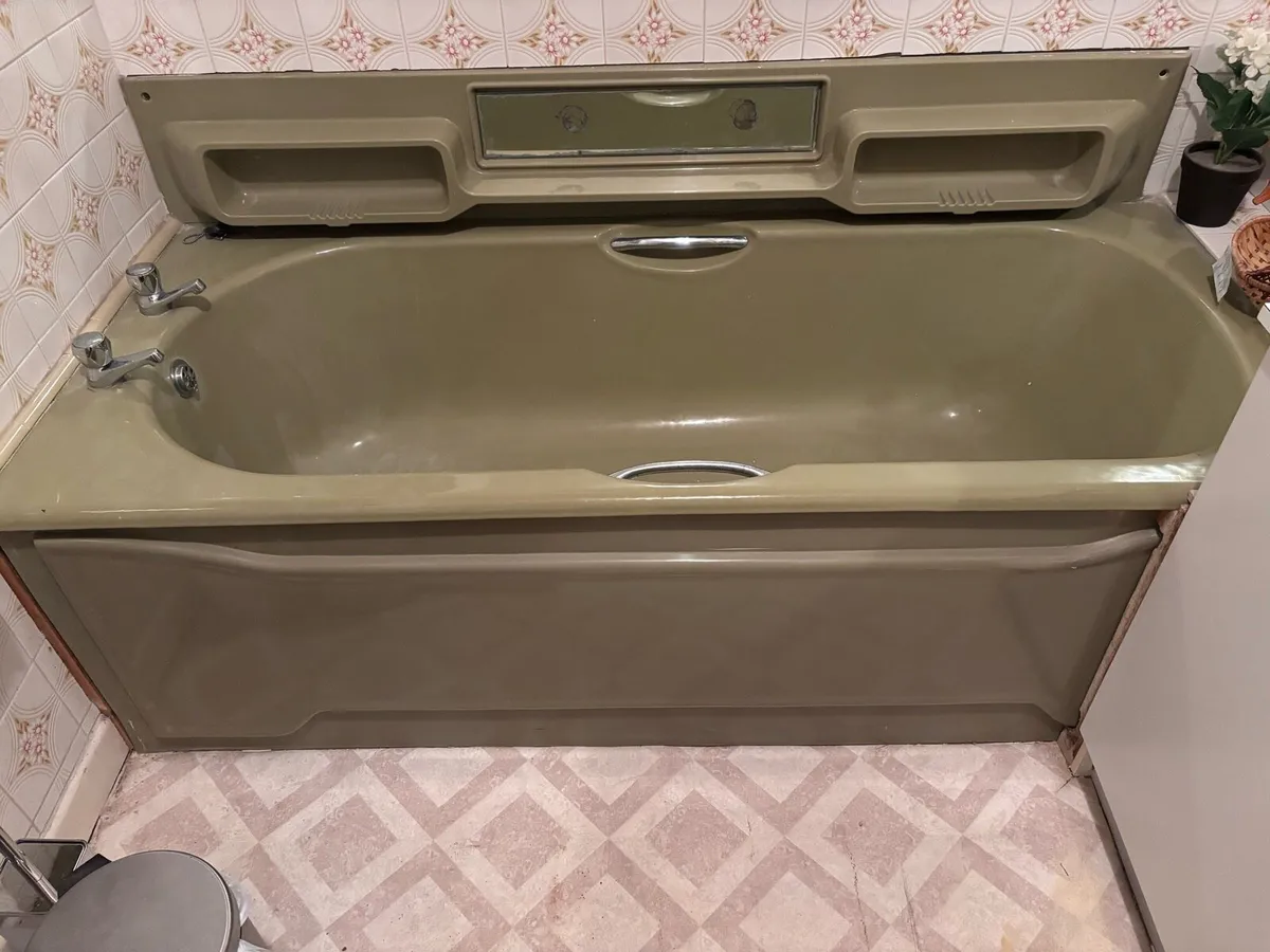 Retro Bathroom Ware - Image 2