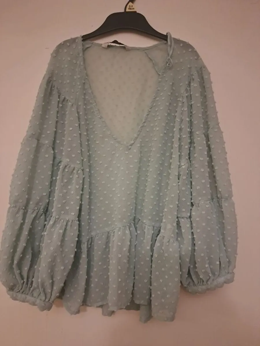 Stradivarius blouse - S/M - Image 1