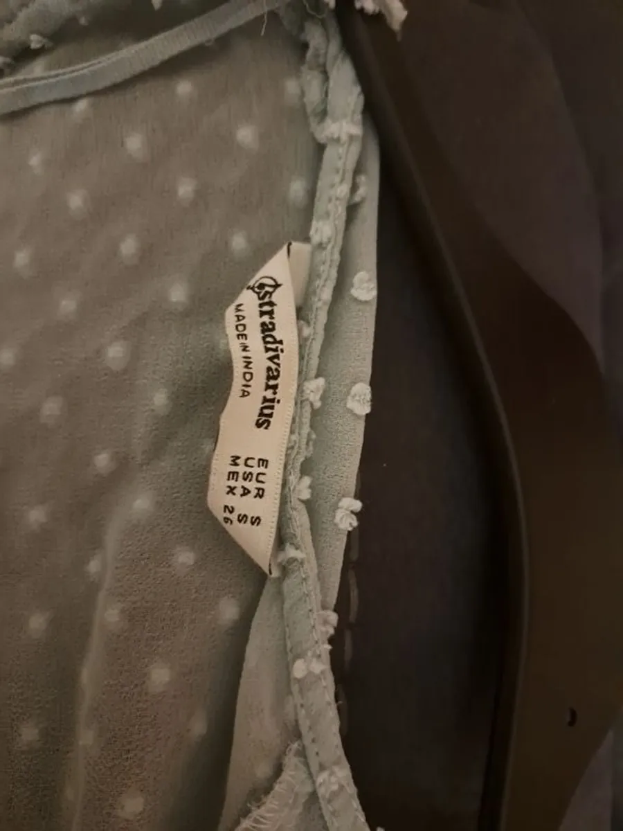 Stradivarius blouse - S/M - Image 3