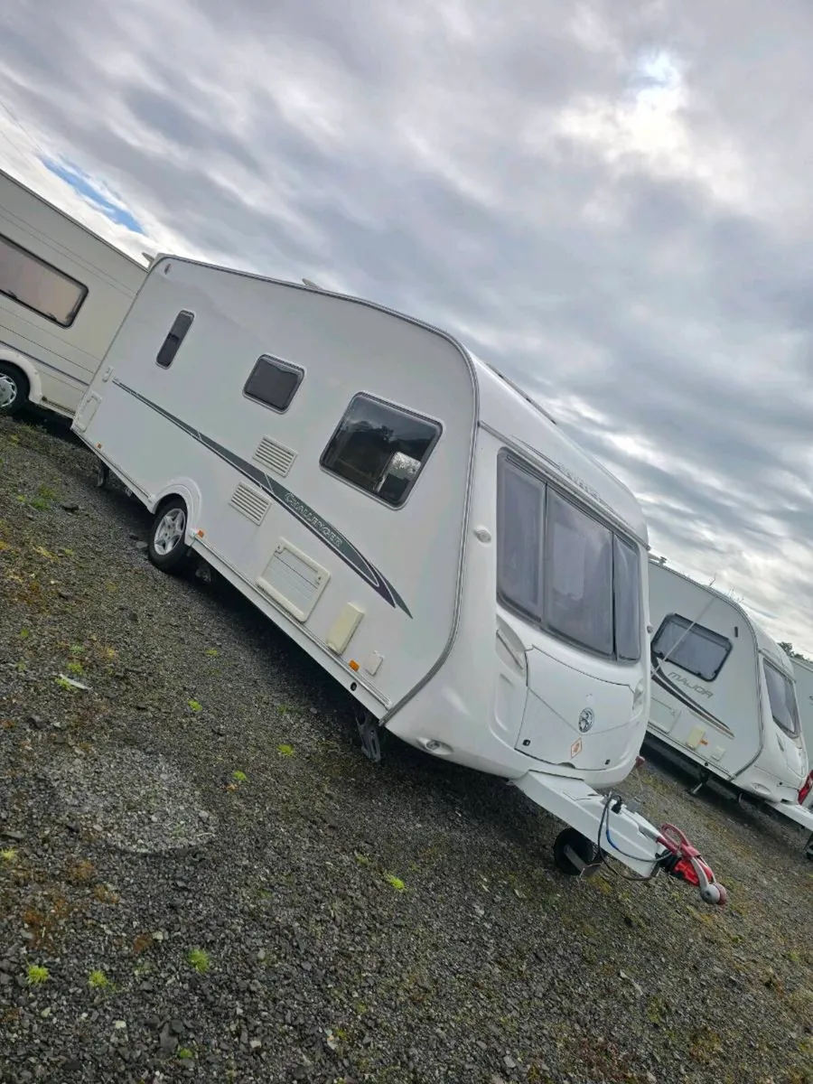 Swift Challenger 4 berth Fixed Bed | Motor Mover - Image 1