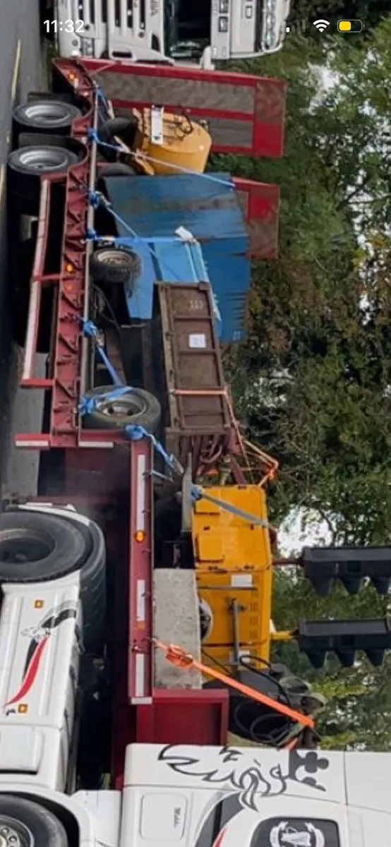 Low loader - Image 4