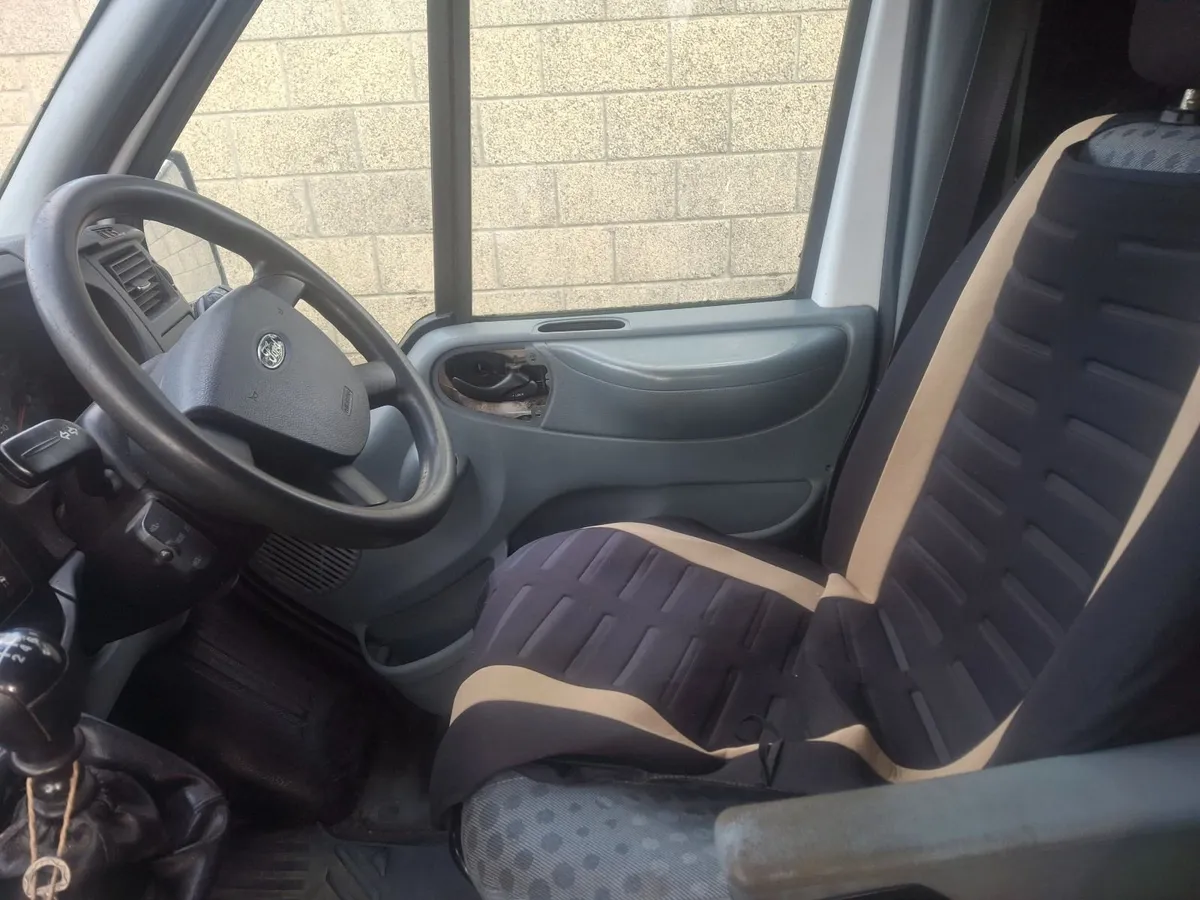 Ford Transit 2011 - Image 4