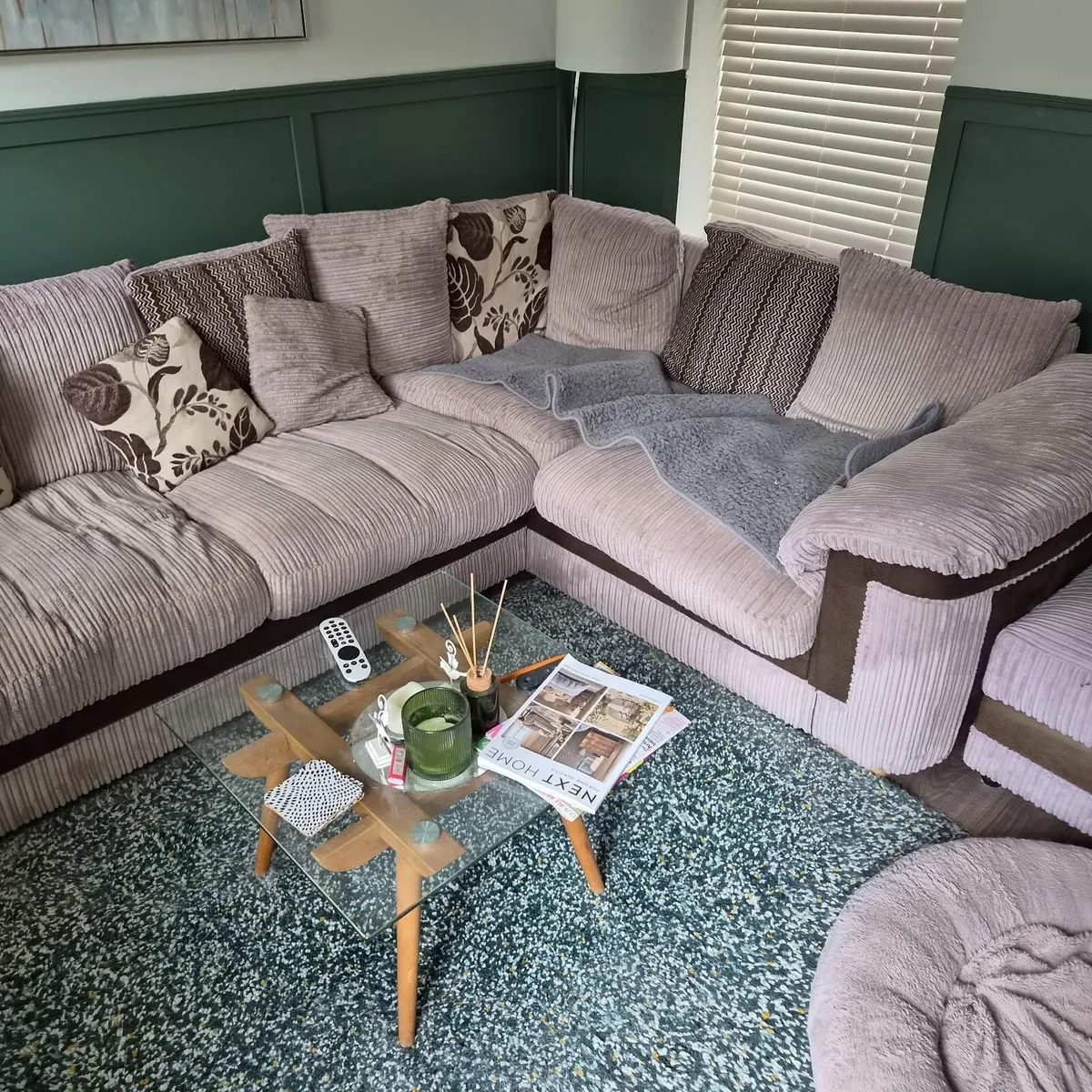 L Shape 4 seater Sofa with Footstool - Image 2