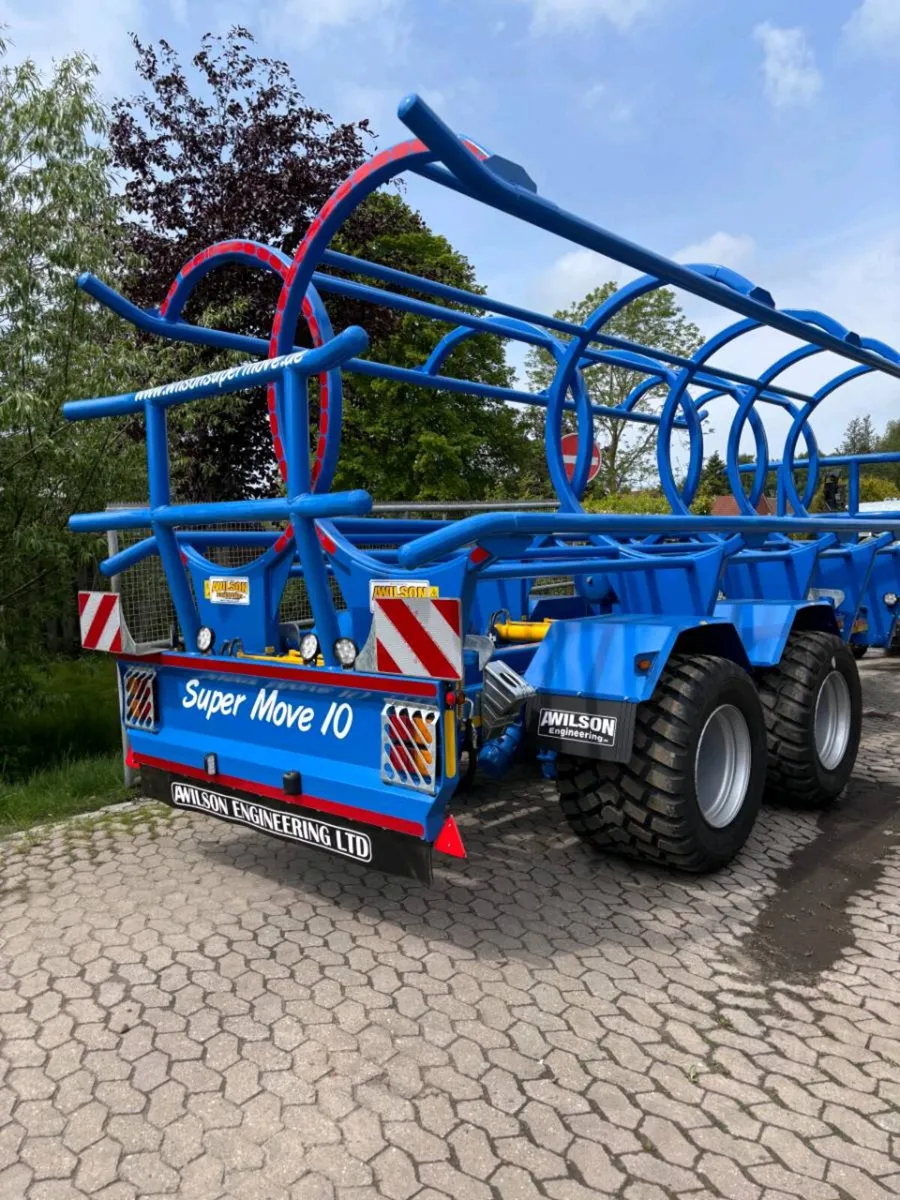 Wilson Super Move 10 – Self-Loading Bale Chaser - Image 2