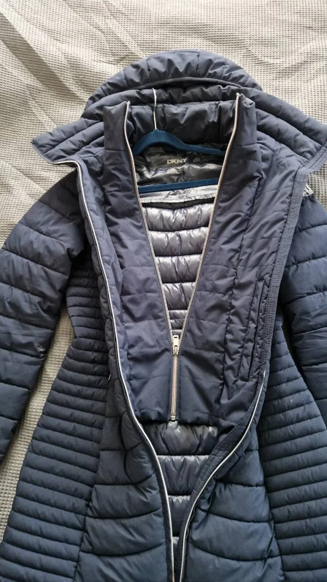 DKNY XS winter jacket - Image 4