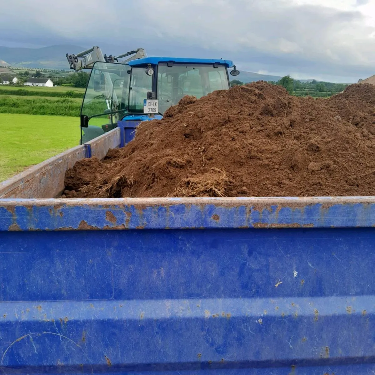 Topsoil for sale - Image 2