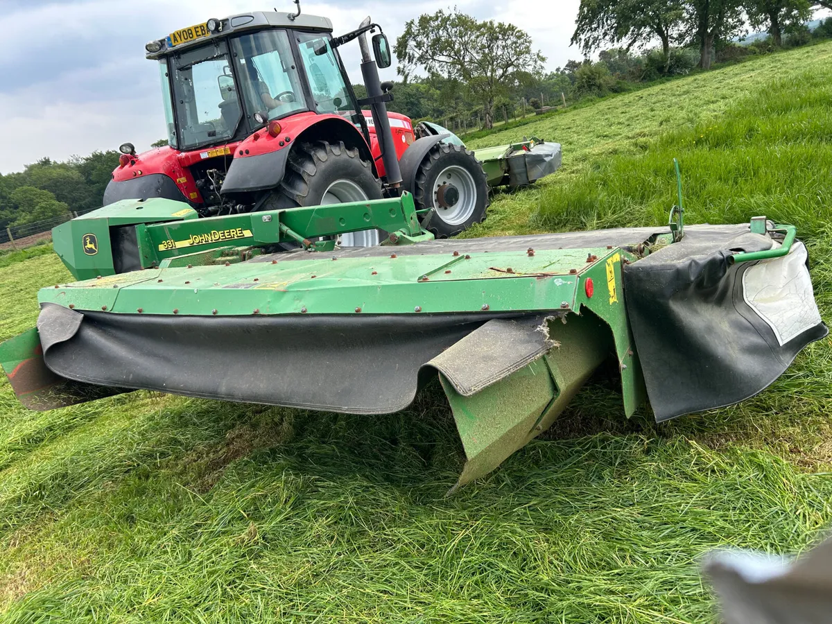 John Deere 331 mower/conditioner - Image 2