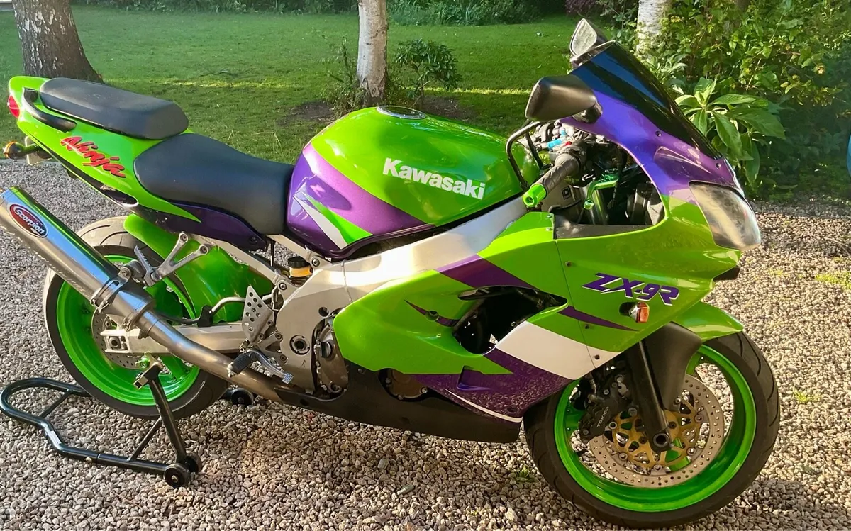 Kawasaki ZX9R 2002 - Image 4