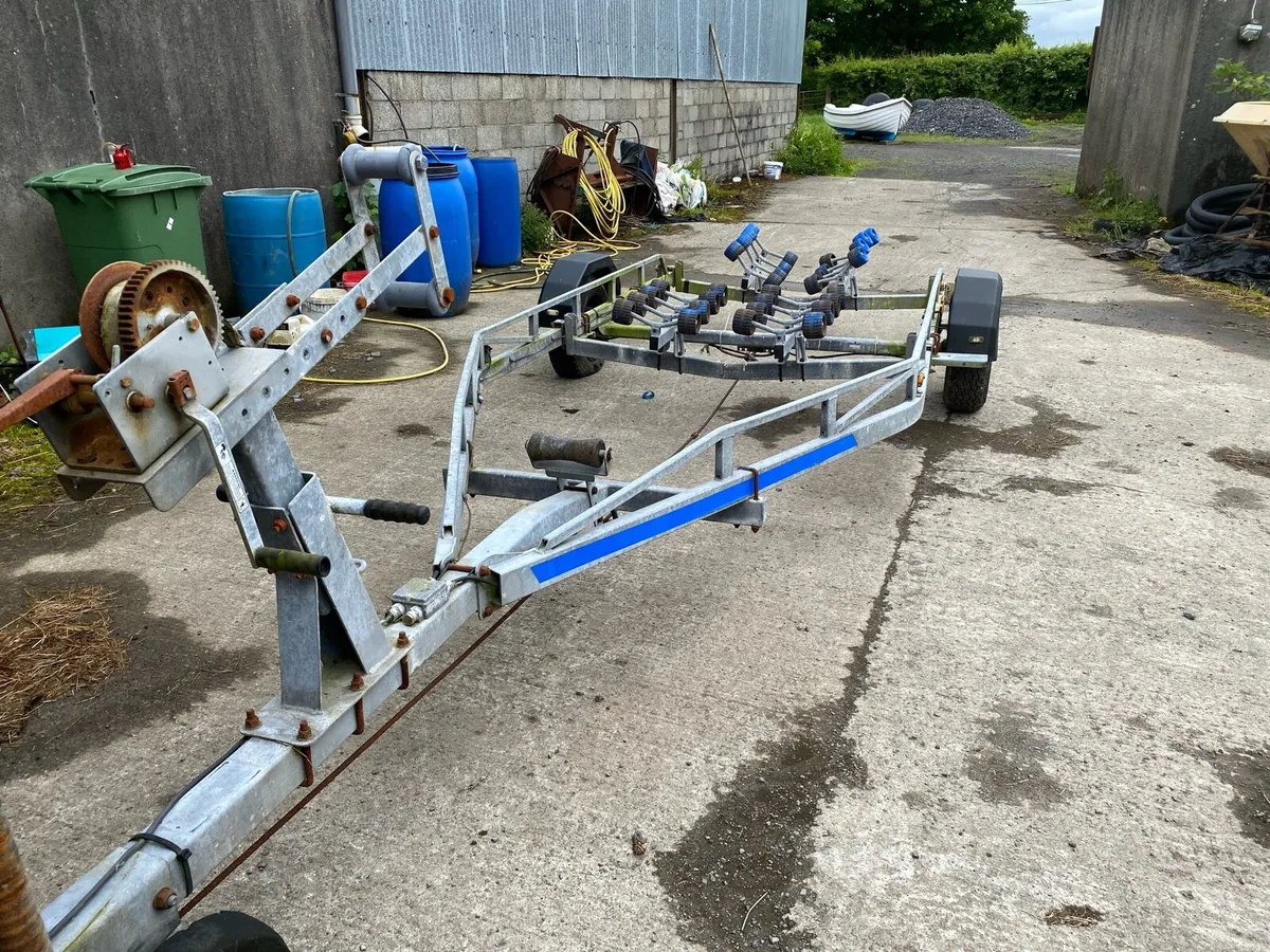 Snipe Roller Coaster Boat Trailer - Image 1