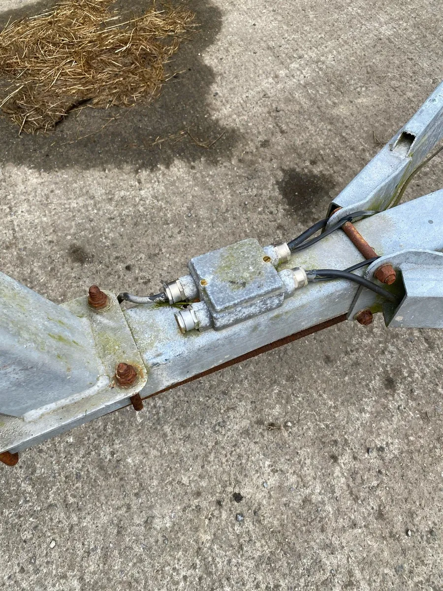 Snipe Roller Coaster Boat Trailer - Image 4