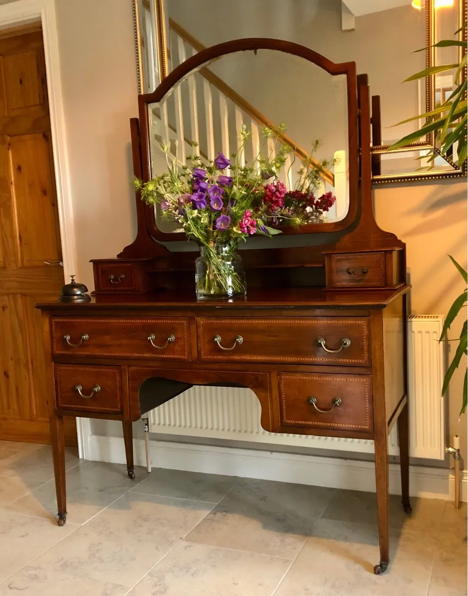 Antique Dressing Table - Image 4