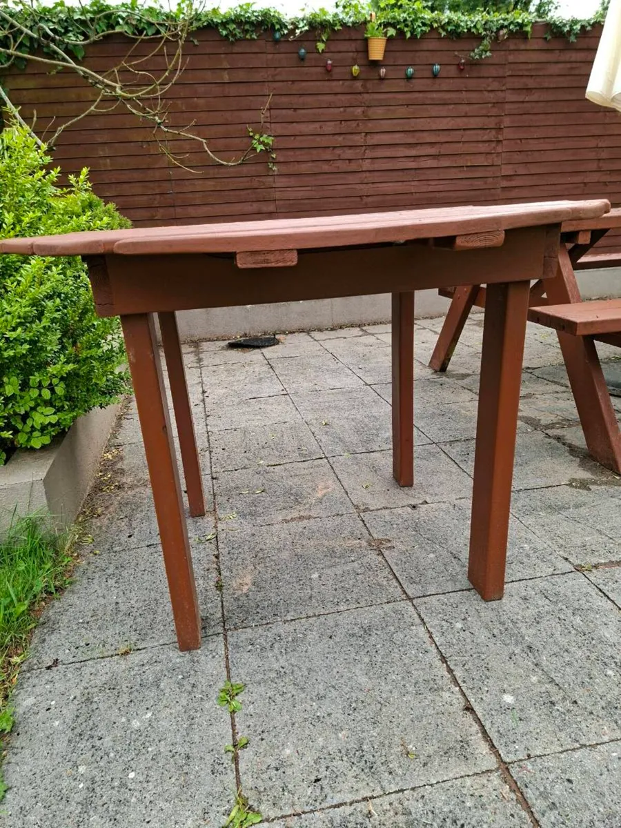 Wood garden table - Image 2
