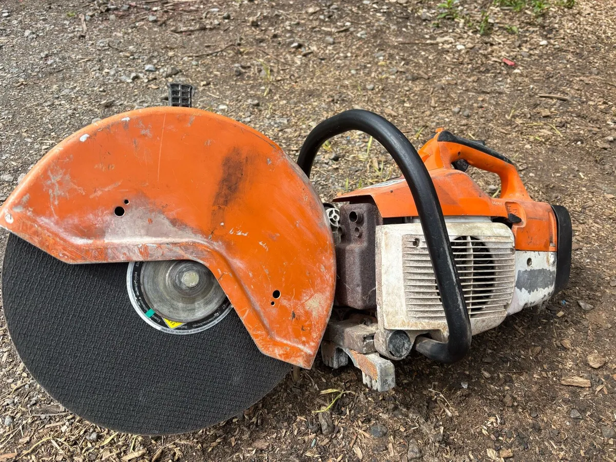 STIHL 400 14” CONSAW - Image 2