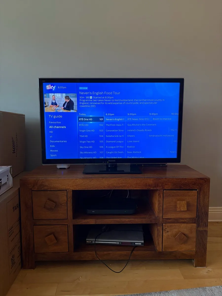 TV - Image 1