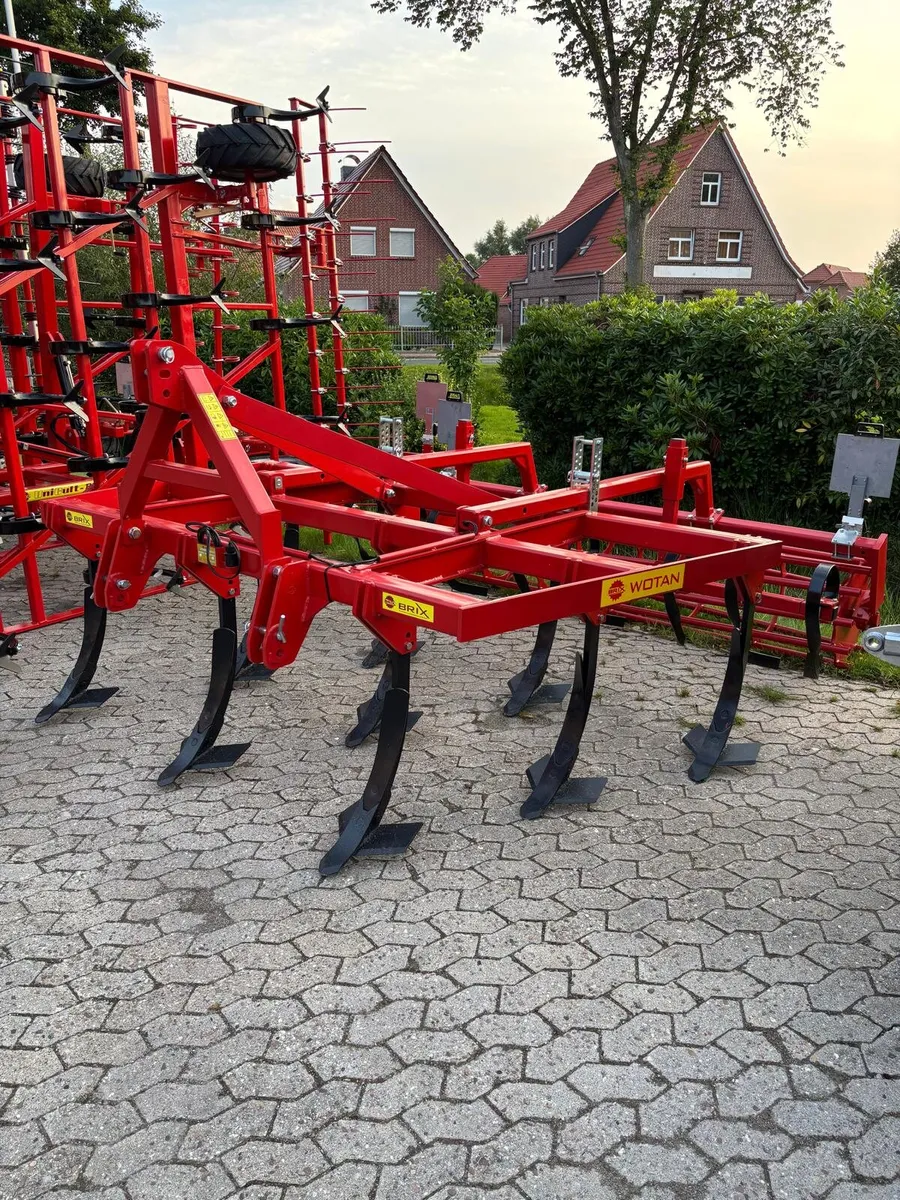Brix Wotan 3m Heavy-Duty Cultivator - Image 1