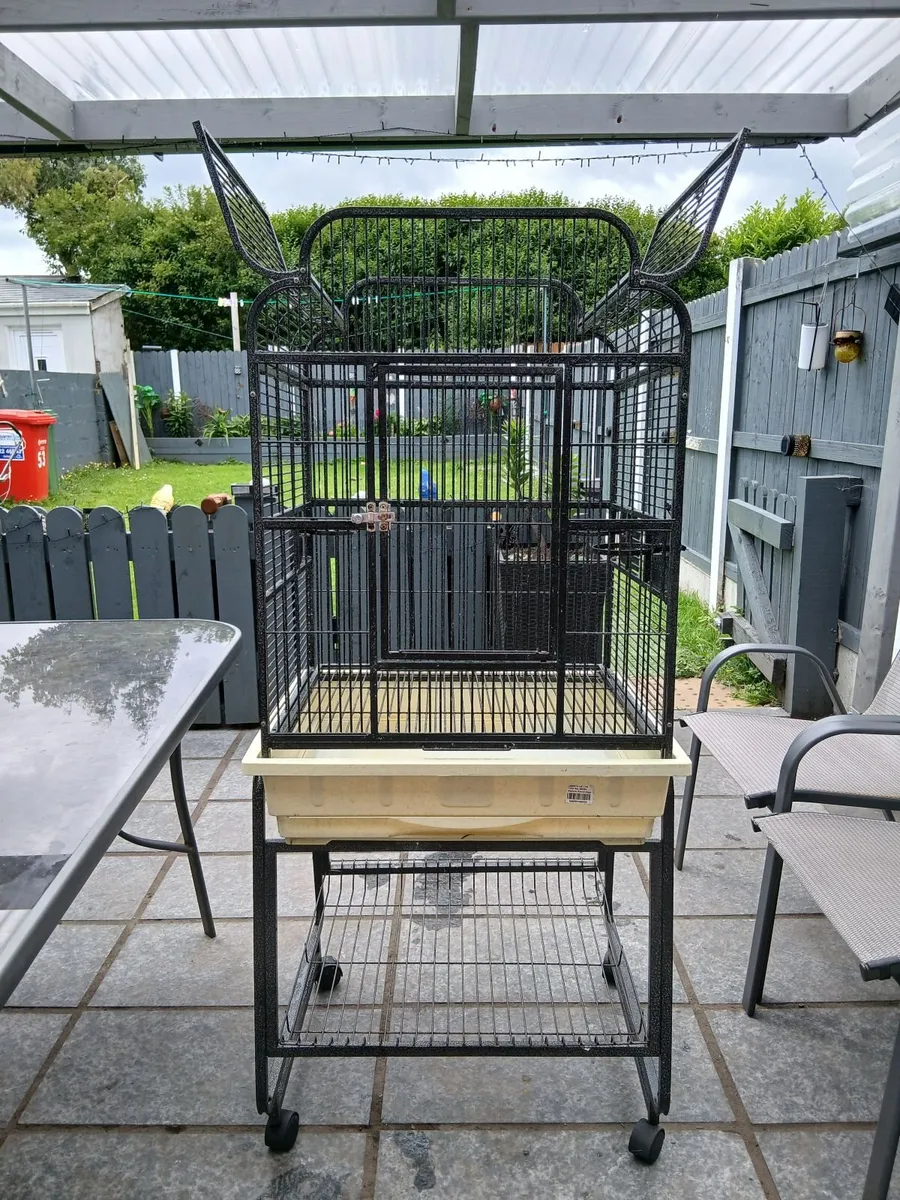 Parrot  cage - Image 1