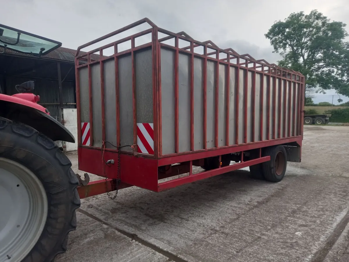 Cattle trailer - Image 2