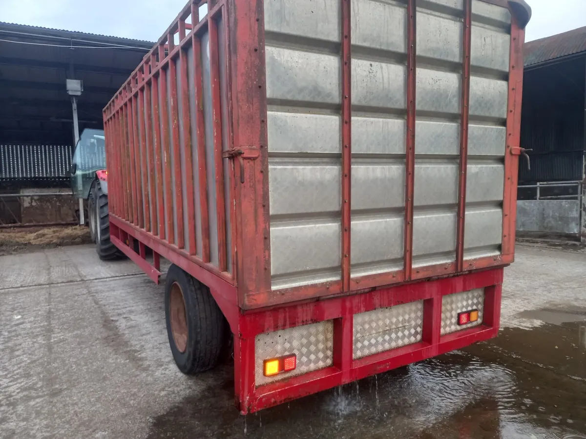 Cattle trailer - Image 3