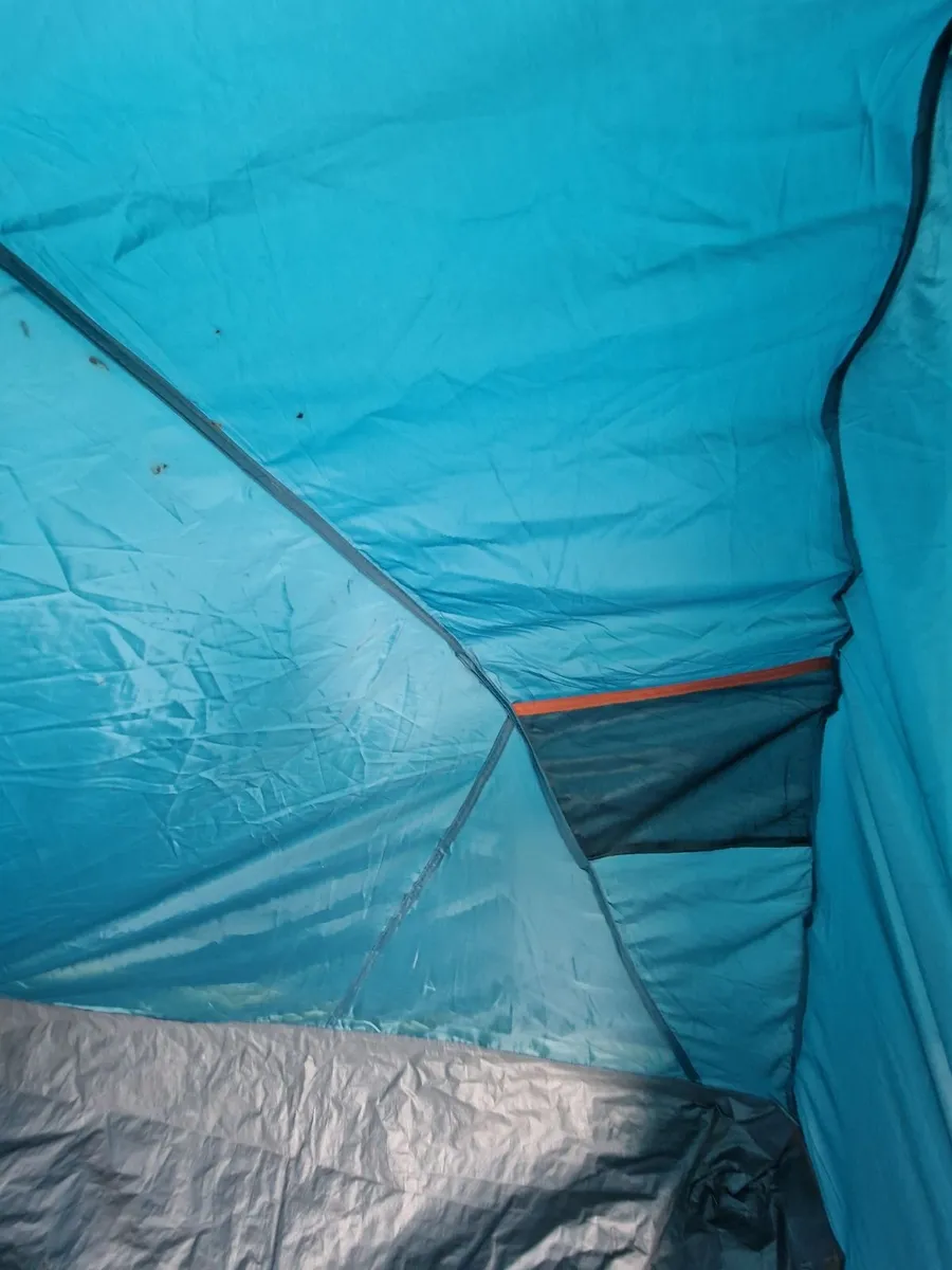 QUECHUA  4-person, 2-bedroom tent, Arpenaz 4.2 - Image 1