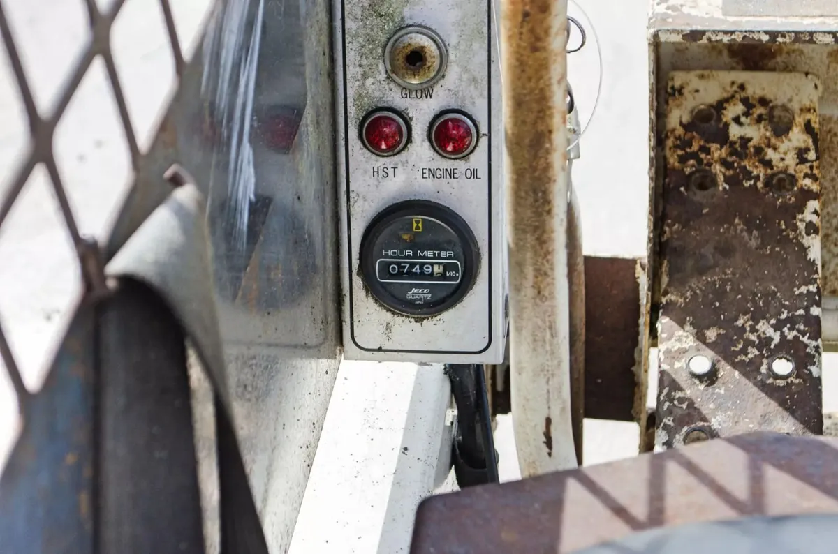 TCM 343 diesel skid steer loader - Image 2