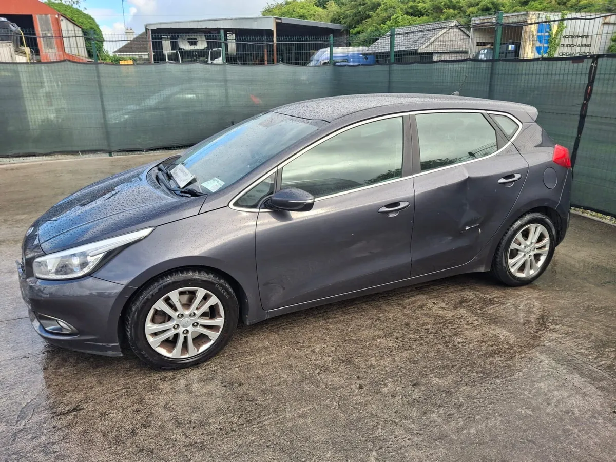 2012 Kia Ceed  1.6 Diesel - Image 2