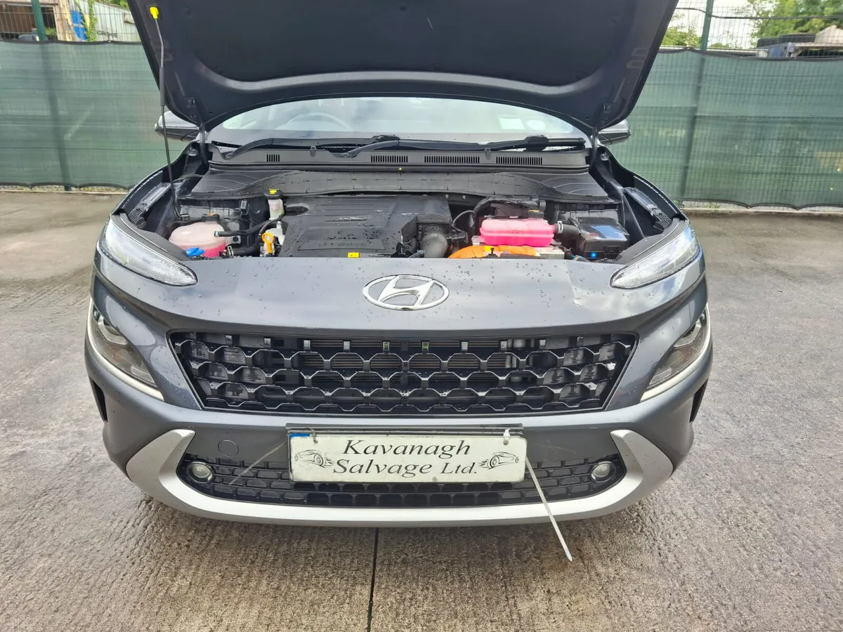 221 Hyundai Kona Hybrid  Automatic - Image 3