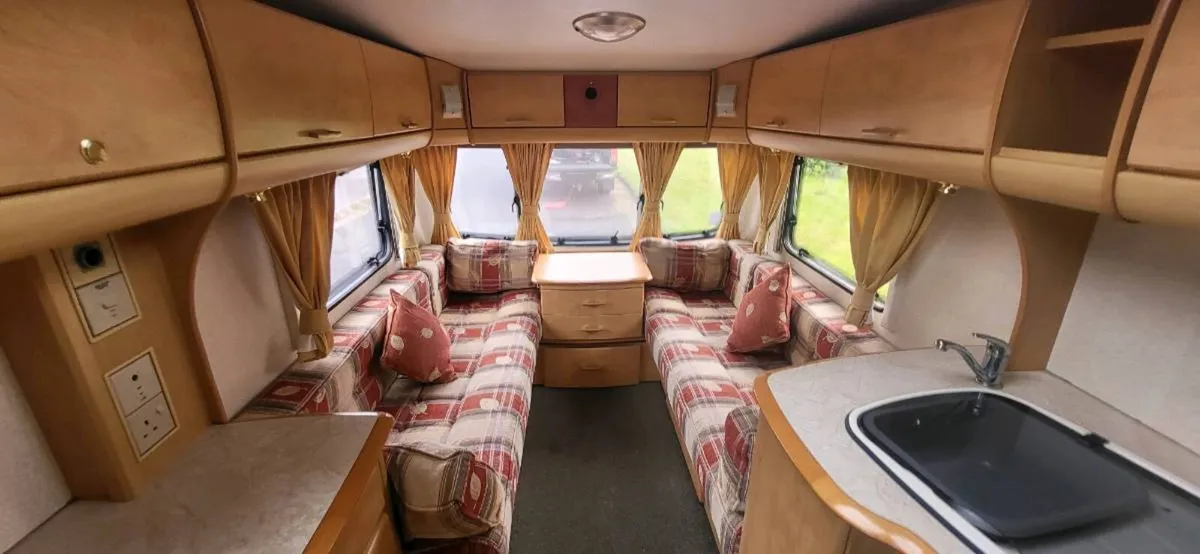 Caravan - Image 4