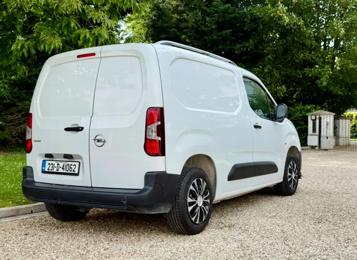 23 Opel Combo  **Stunning Condition** 2yr Warranty - Image 4