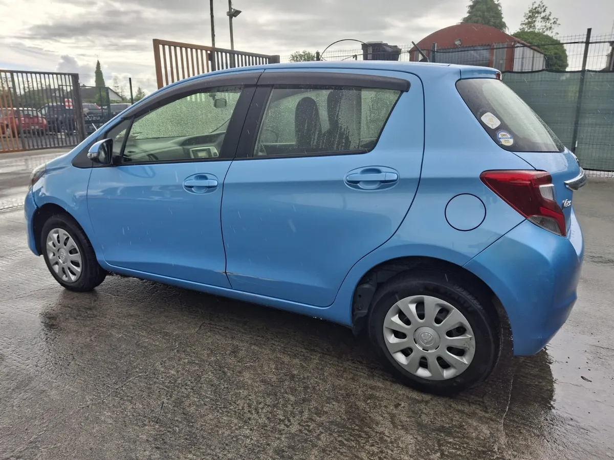 2015 Toyota vitz Automatic Only 25km - Image 4