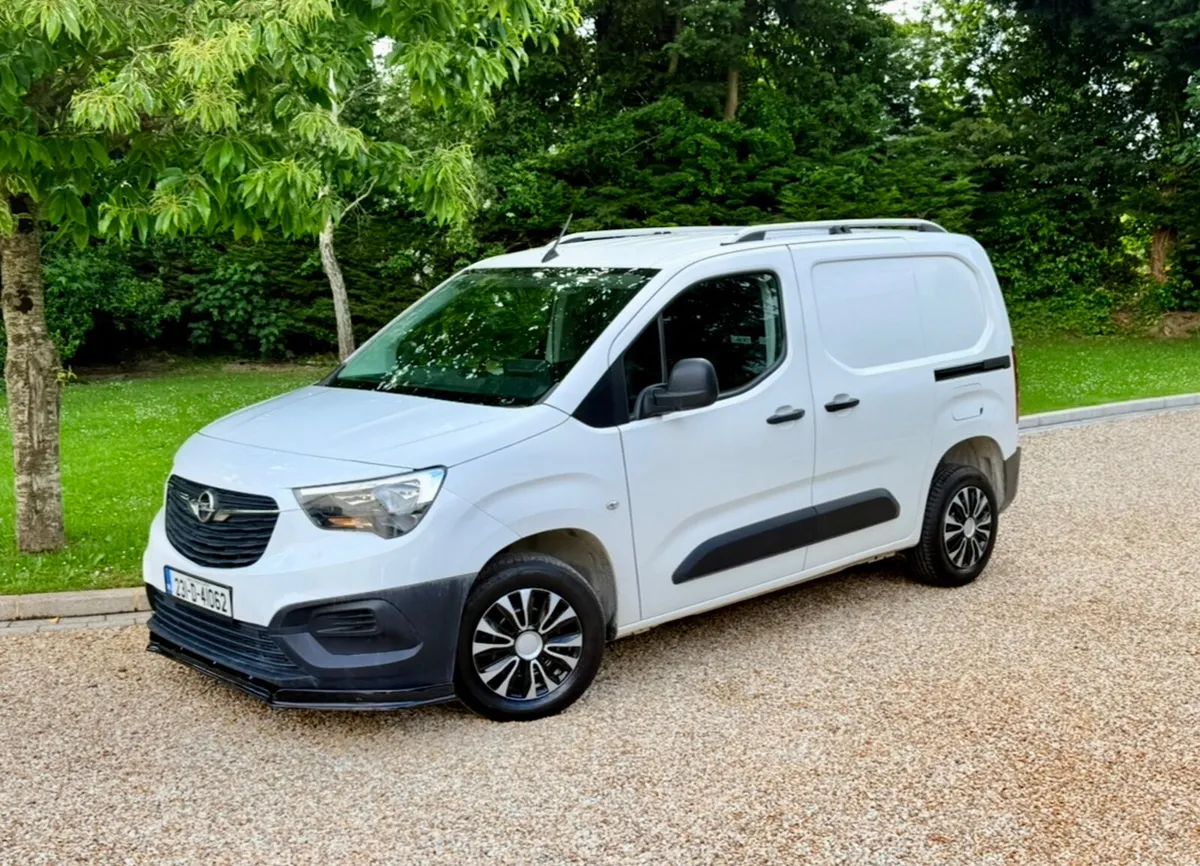 23 Opel Combo  **Stunning Condition** 2yr Warranty - Image 1