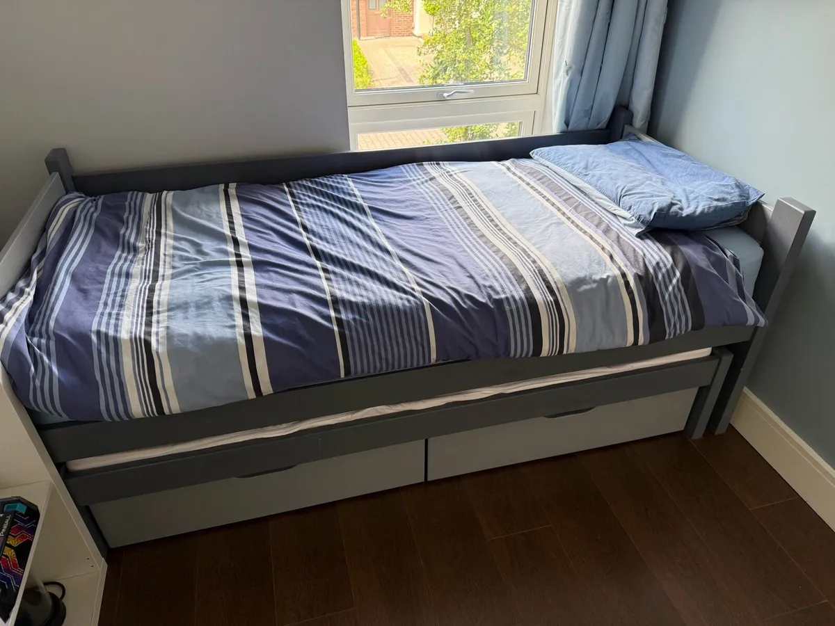 Childs Trundle single bed - Image 4