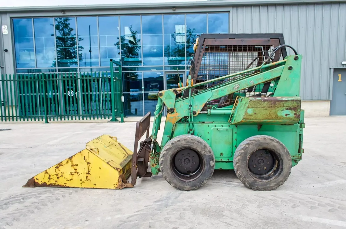 Toyota SDK8 diesel skid steer loader - Image 1