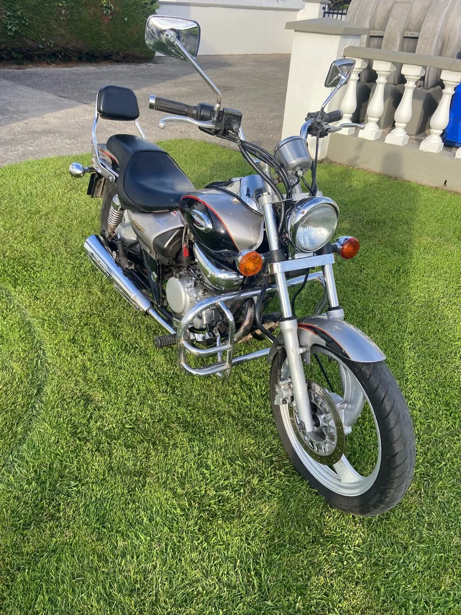 Kawasaki 175 Boss - Image 1