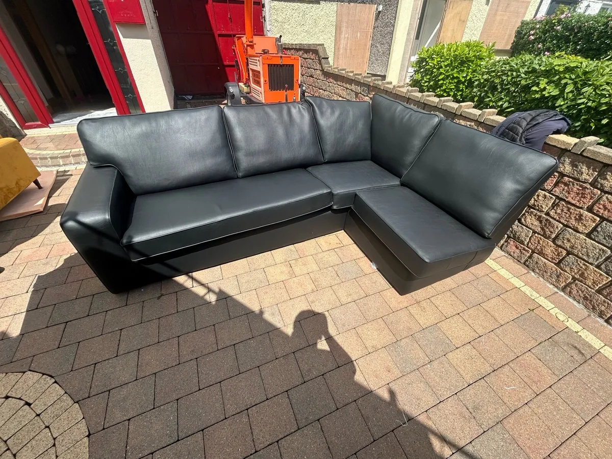 Sofas - Image 4