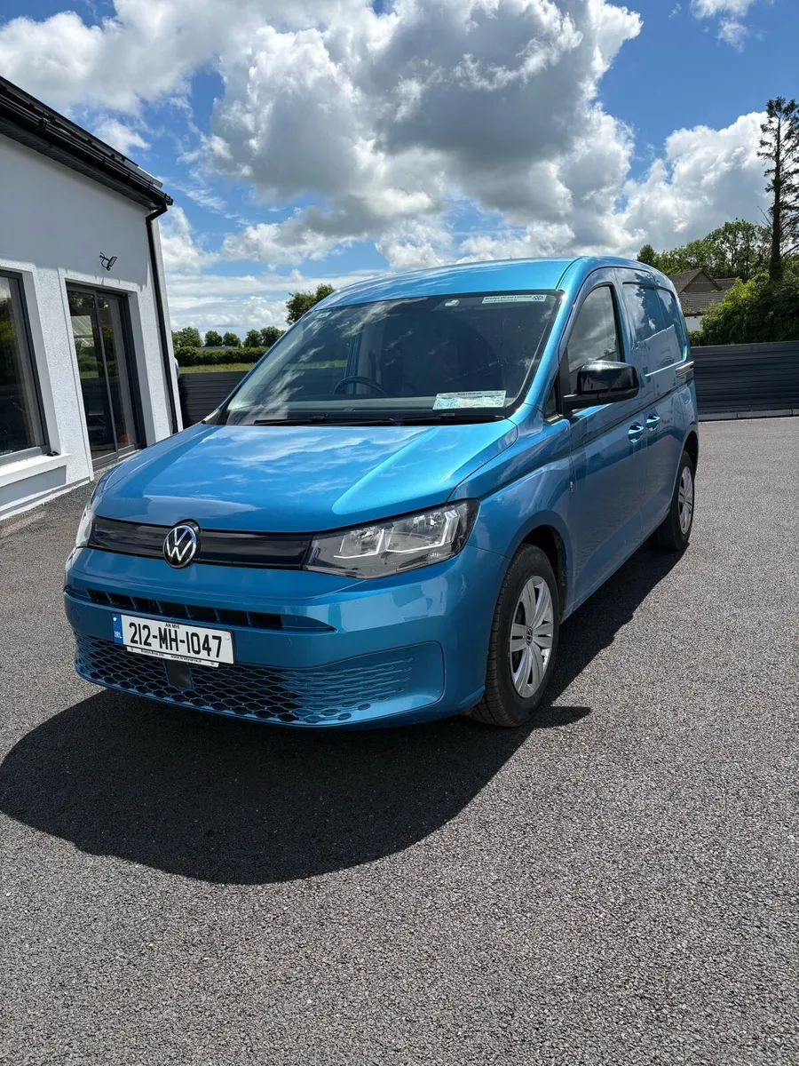 212 Volkswagen Caddy - Image 2