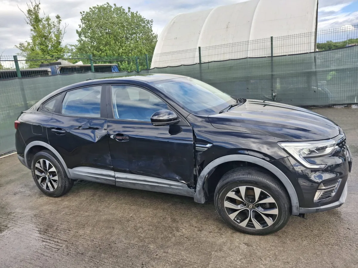 221 Renault Arkana   Automatic - Image 2