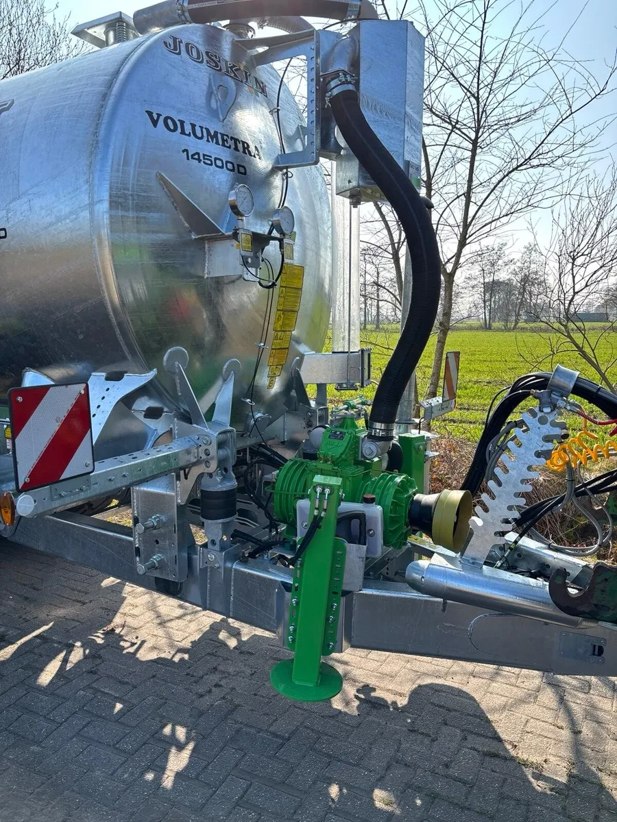 Joskin Volumetra 14500 D Vacuum Tanker - Image 4