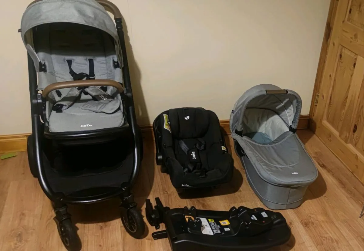 Joie Travel System - Image 1
