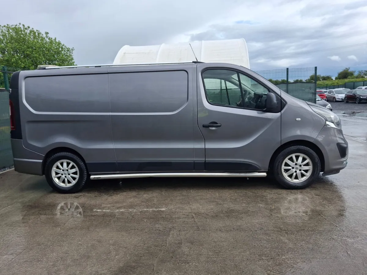 192 Opel vivaro sport - Image 3